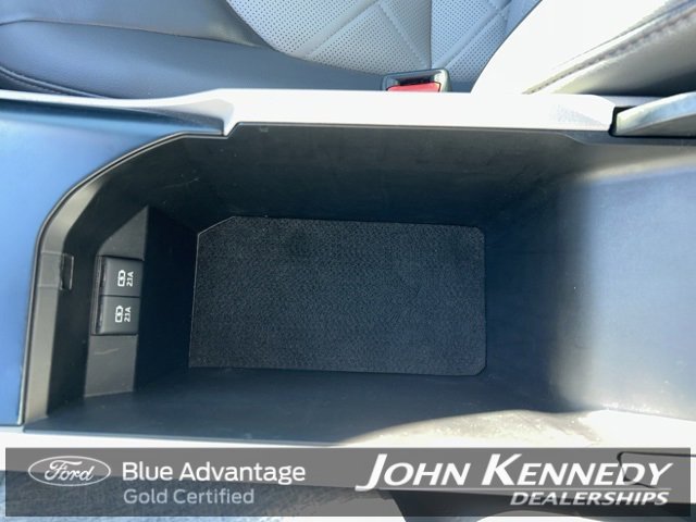 Used 2018 Toyota Camry XLE image 29