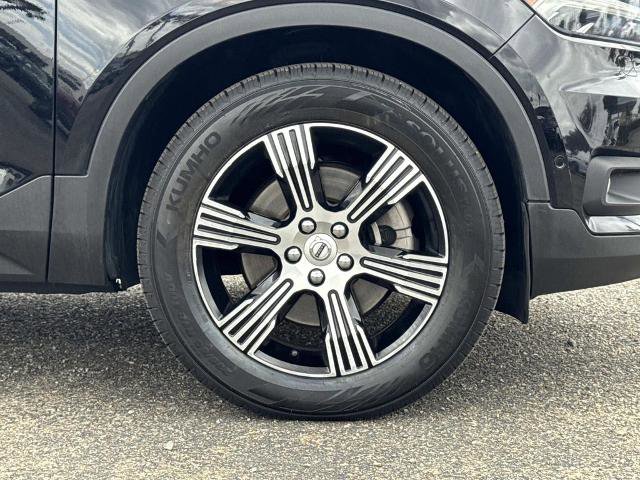 Used 2021 Volvo XC40 T4 Inscription FWD image 31