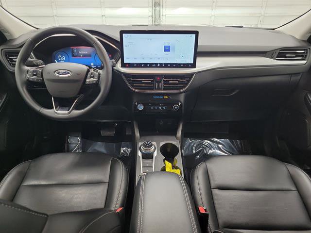 Certified 2025 Ford Escape Platinum image 11