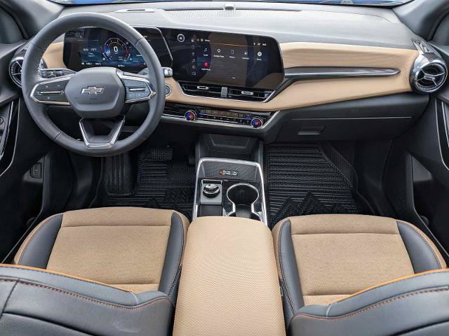 Used 2026 Chevrolet Equinox ACTIV w/ Convenience Package III AWD/4WD image 19