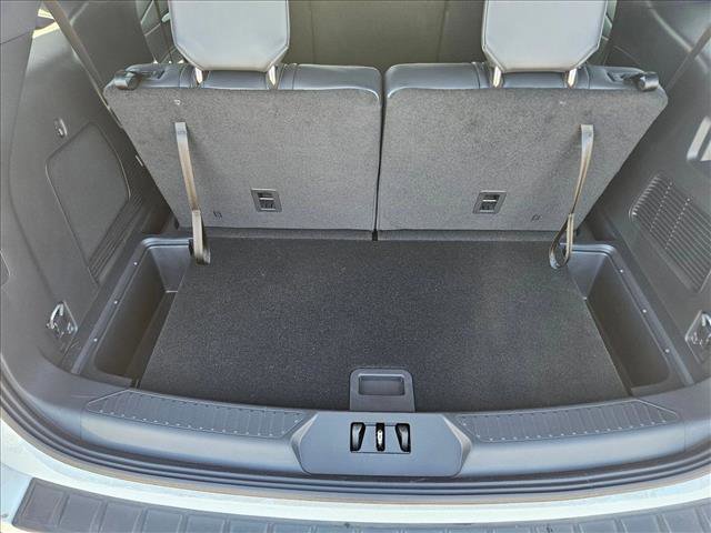 Certified 2025 Ford Explorer ST-Line RWD image 6
