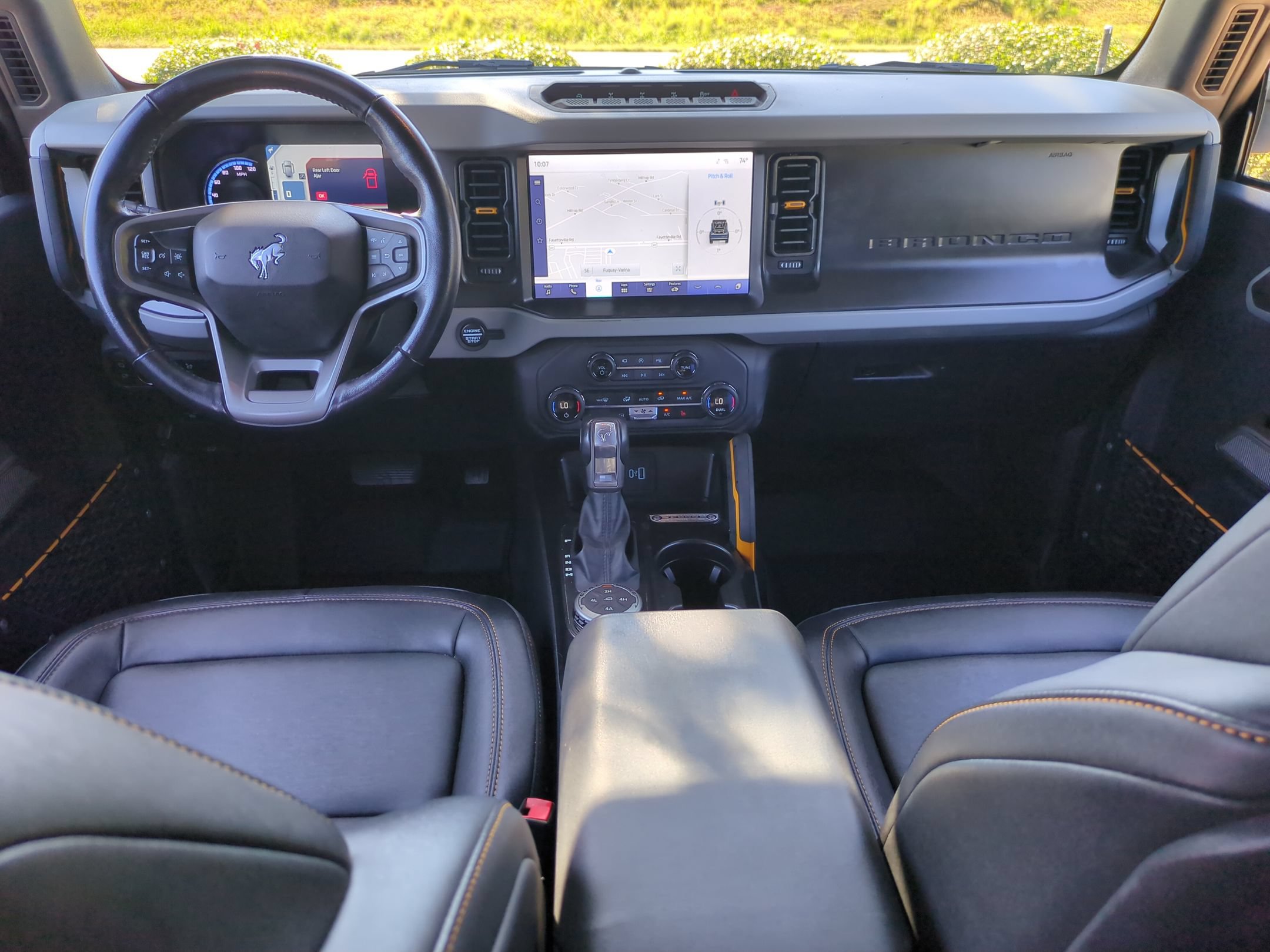 Certified 2023 Ford Bronco Badlands w/ Sasquatch Package AWD/4WD image 27