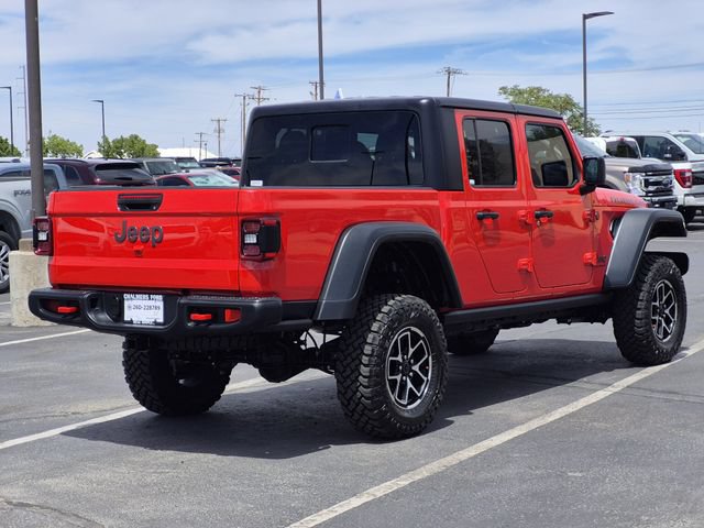 Used 2025 Jeep Gladiator Rubicon w/ Convenience Group AWD/4WD image 7