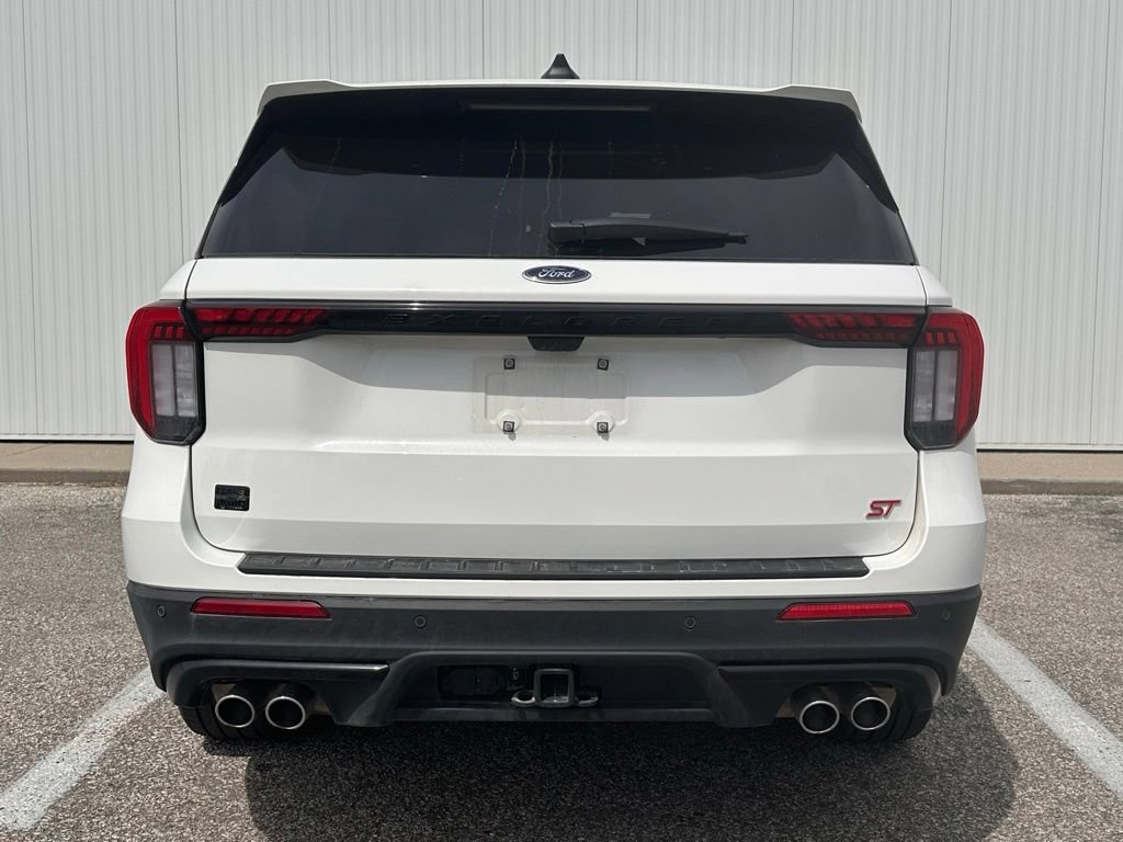 Certified 2025 Ford Explorer ST w/ Sun And Sound Package AWD/4WD image 5