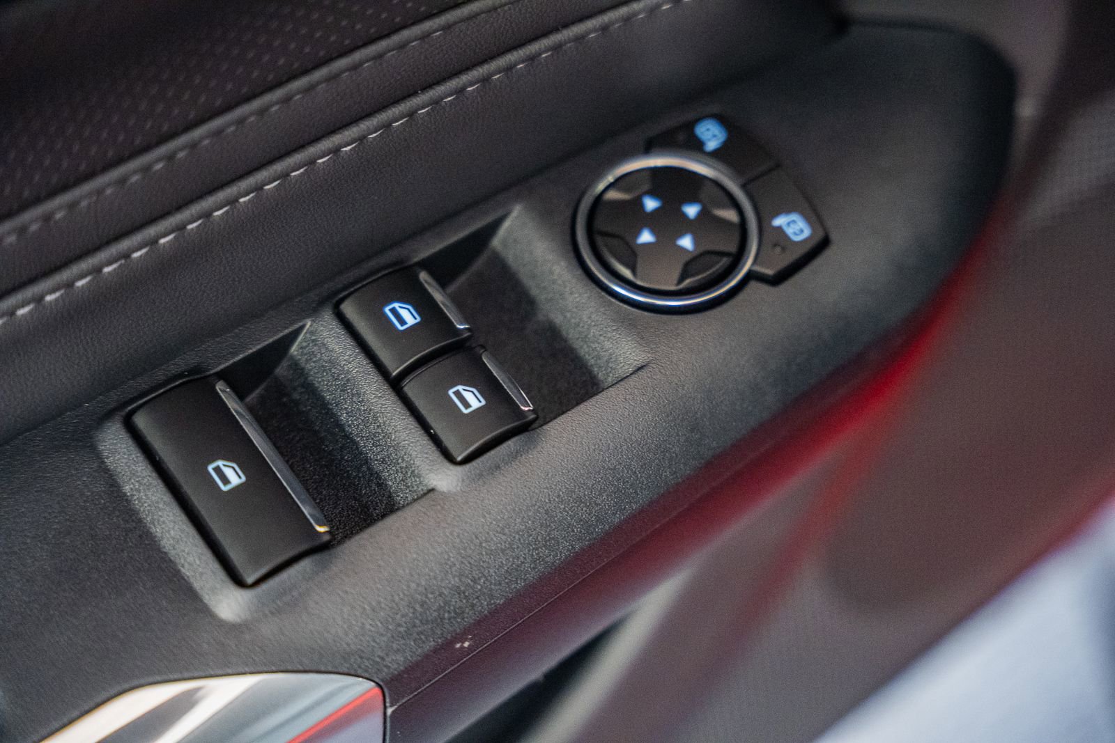 Certified 2025 Ford Mustang Premium image 39