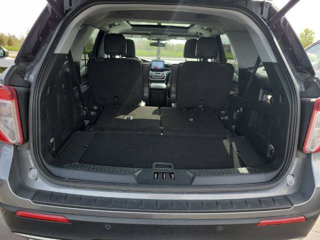 Certified 2023 Ford Explorer XLT w/ Equipment Group 202A AWD/4WD image 33