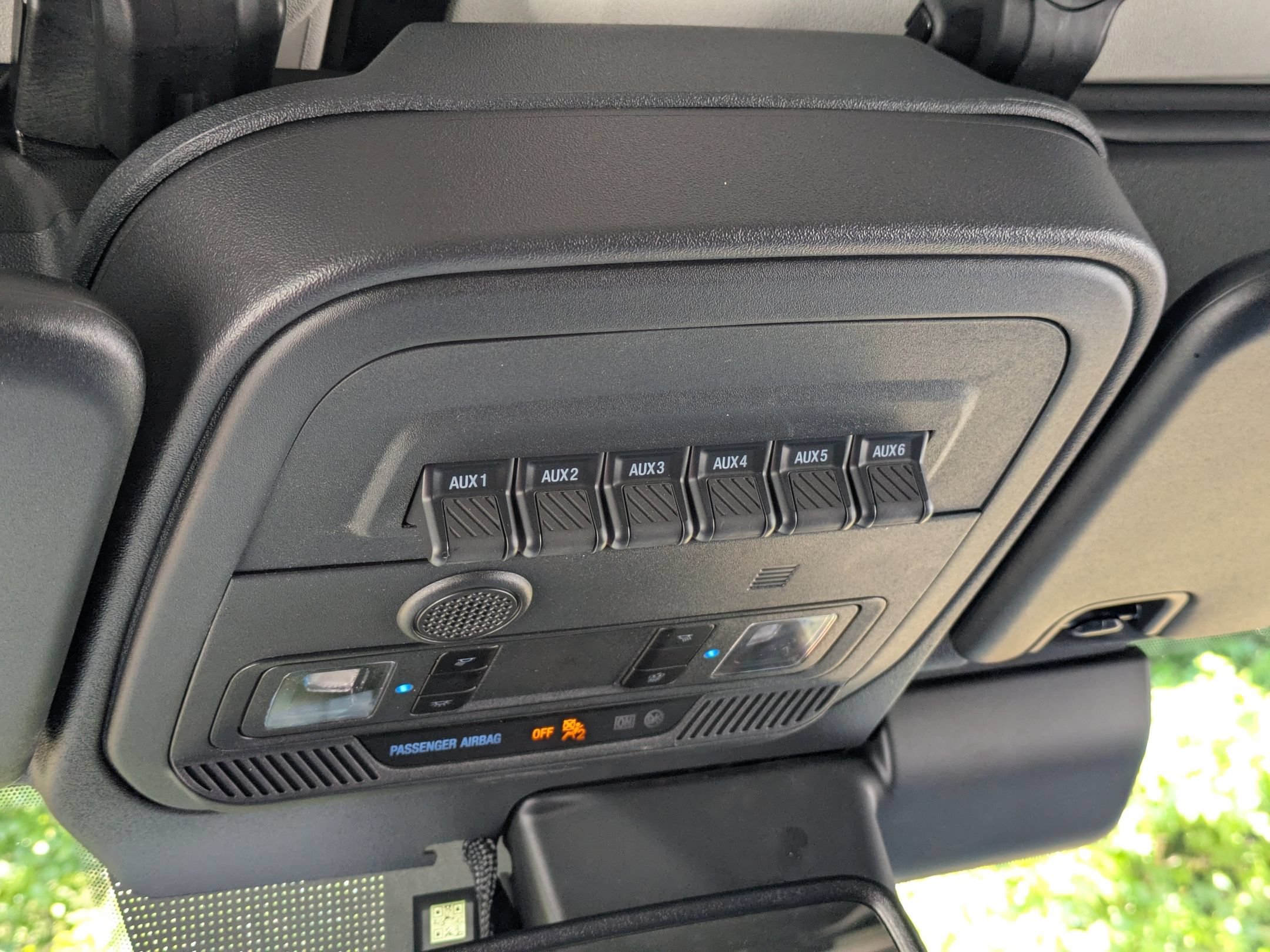 Certified 2025 Ford Bronco Heritage Edition AWD/4WD image 23