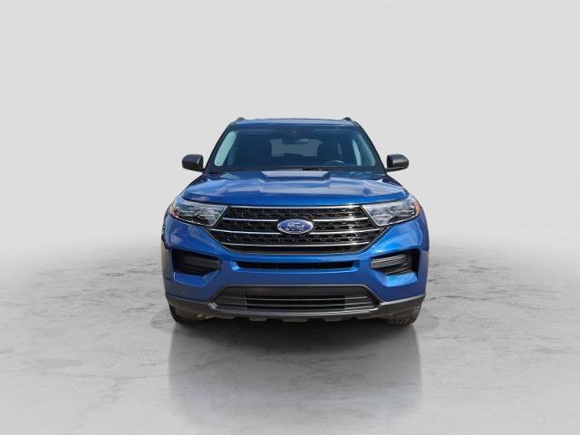 Certified 2023 Ford Explorer XLT w/ Class IV Trailer Tow Package AWD/4WD image 3
