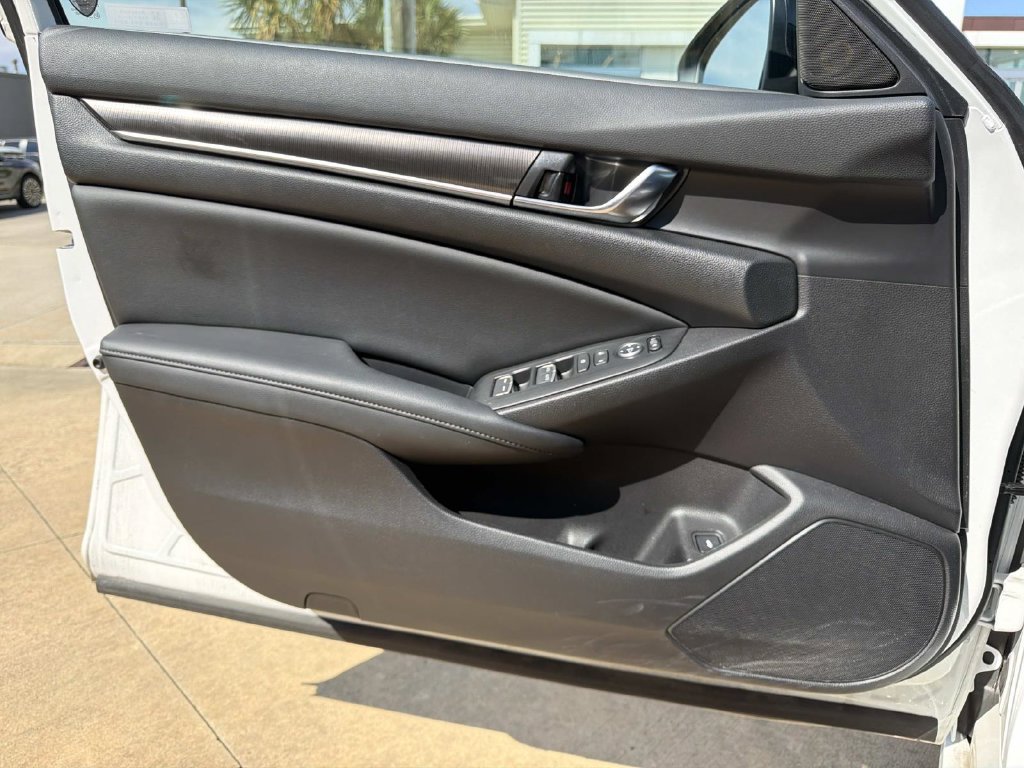 Used 2022 Honda Accord Sport Special Edition image 19