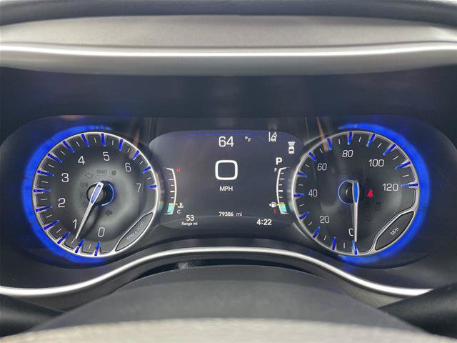 Used 2024 Chrysler Pacifica Touring-L FWD image 15