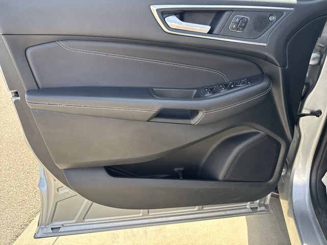 Certified 2024 Ford Edge Titanium AWD/4WD image 11