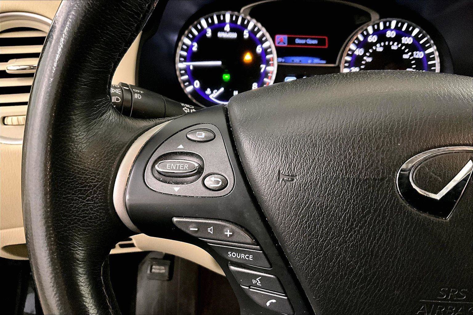 Used 2019 INFINITI QX60 Luxe w/ Essential Package image 17