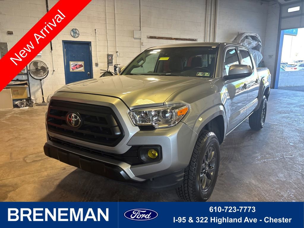 Used 2020 Toyota Tacoma SR AWD/4WD image 1