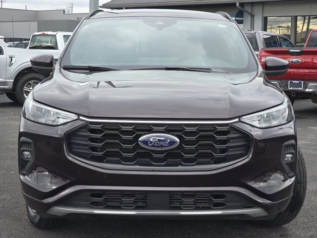 Certified 2023 Ford Escape ST-Line Select w/ Tech Pack #1 image 9
