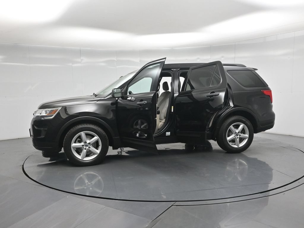 Certified 2018 Ford Explorer FWD image 34