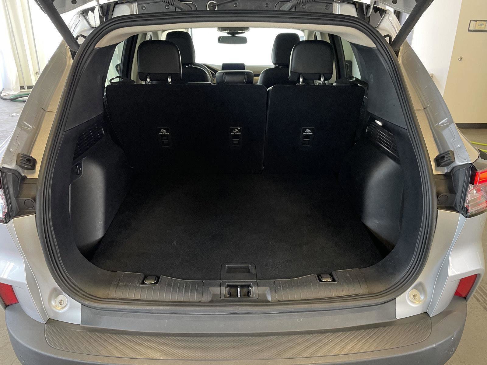 Certified 2020 Ford Escape Titanium w/ Titanium Premium Package 2.0 image 43