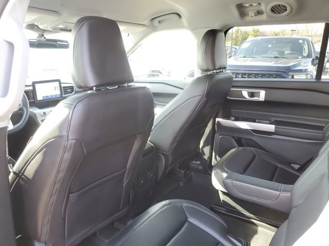 Certified 2023 Ford Explorer XLT w/ Equipment Group 202A AWD/4WD image 27