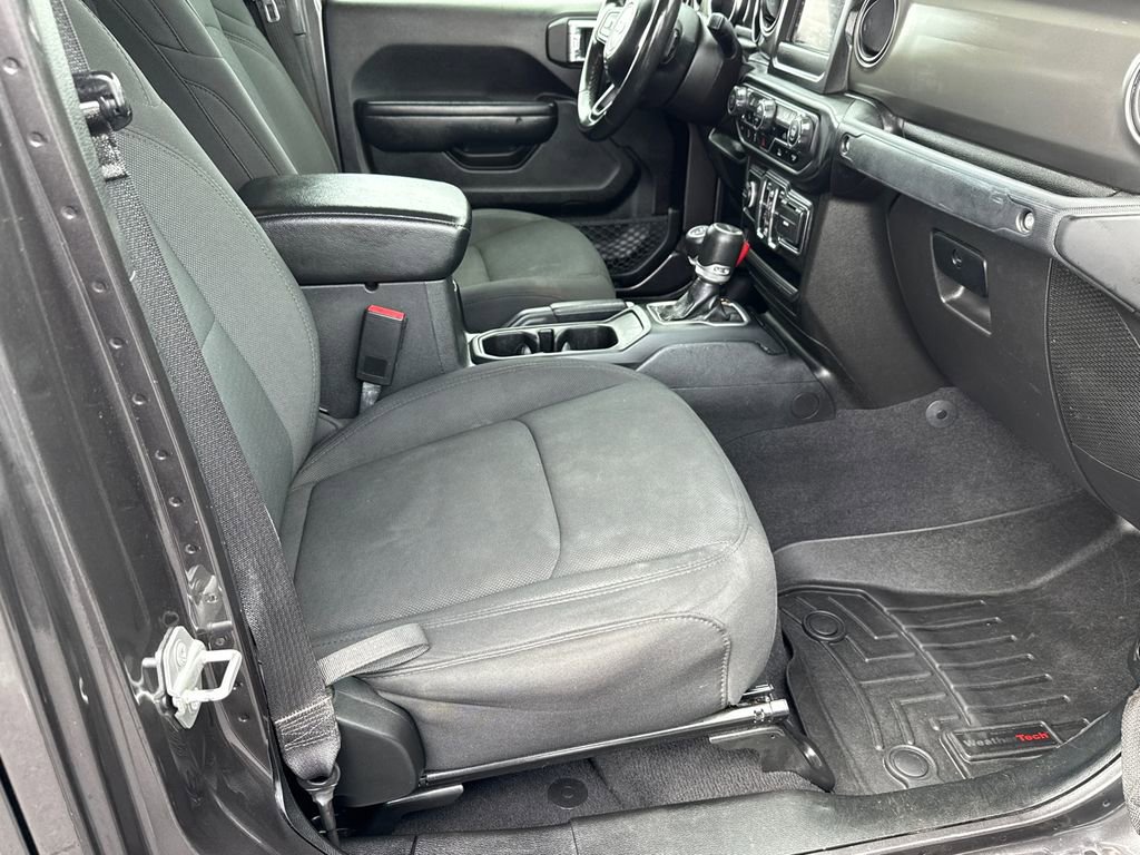 Used 2021 Jeep Gladiator Sport AWD/4WD image 13