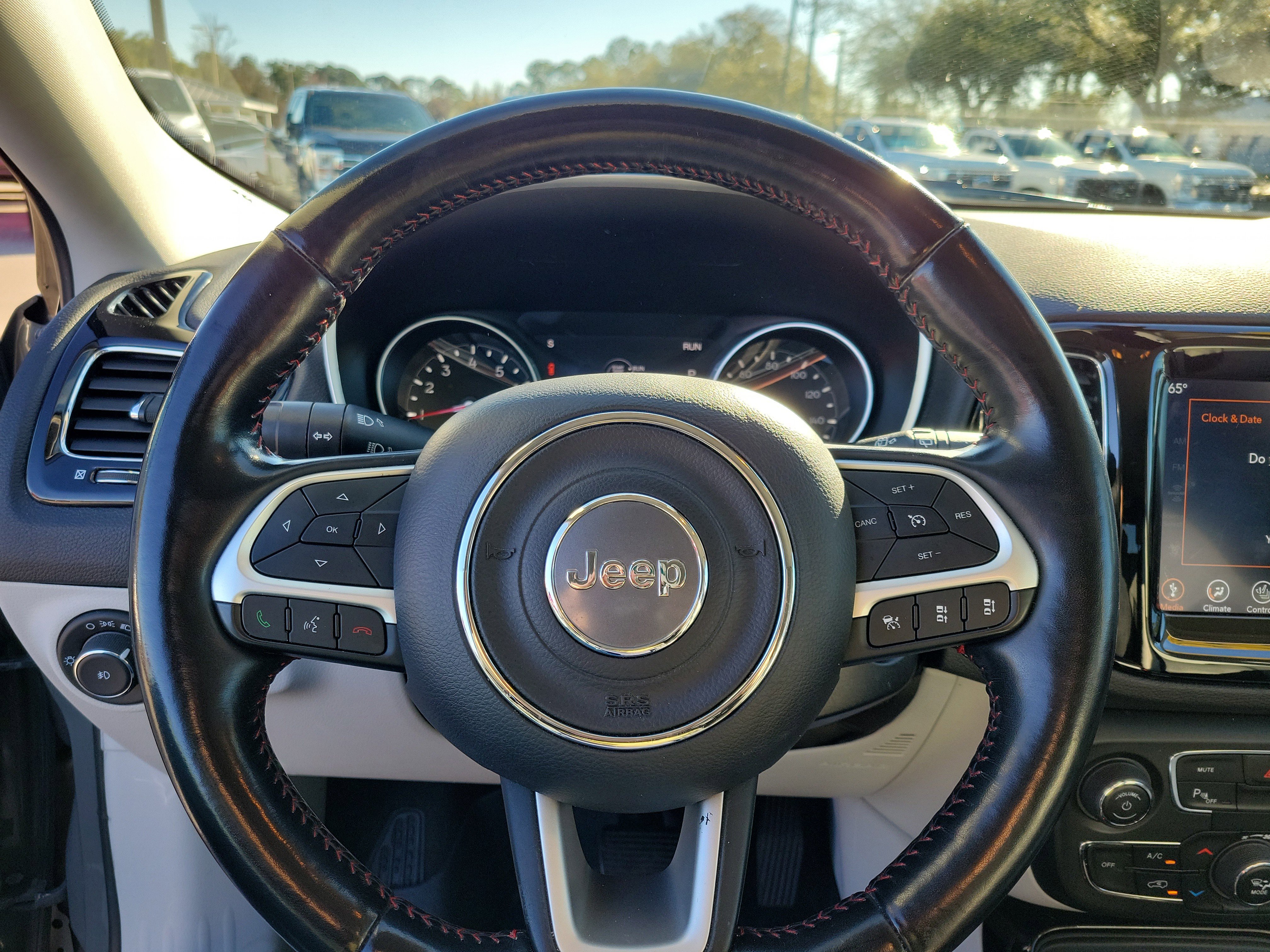 Used 2021 Jeep Compass Limited w/ Sun and Sound Group image 11