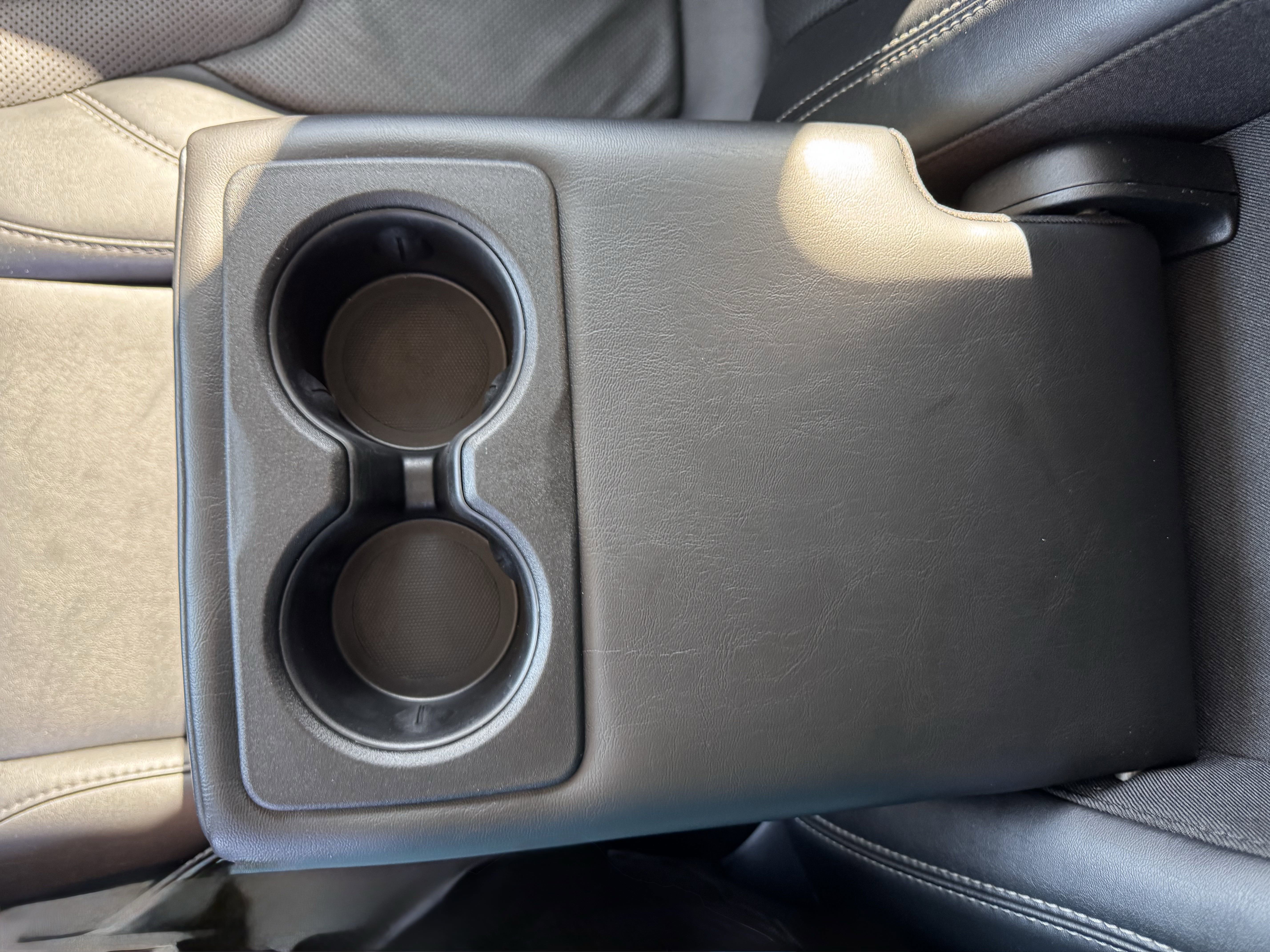 Used 2023 Jeep Cherokee Altitude Lux image 37