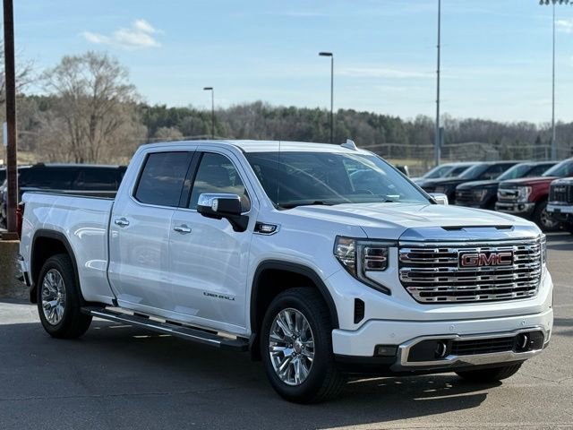 Used 2023 GMC Sierra 1500 Denali w/ Technology Package AWD/4WD image 42