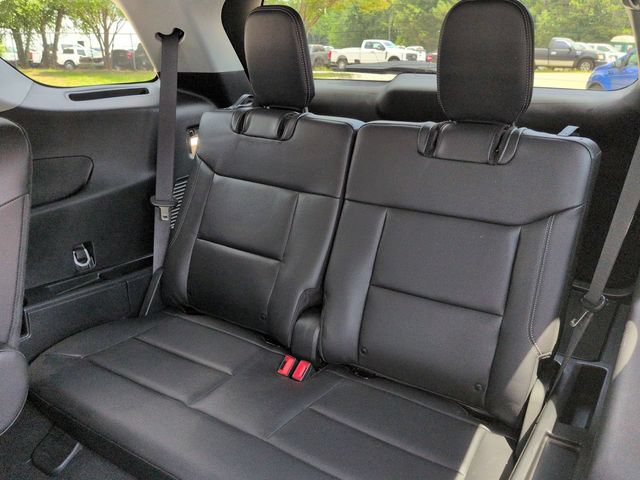 Certified 2023 Ford Explorer XLT w/ Equipment Group 202A RWD image 16