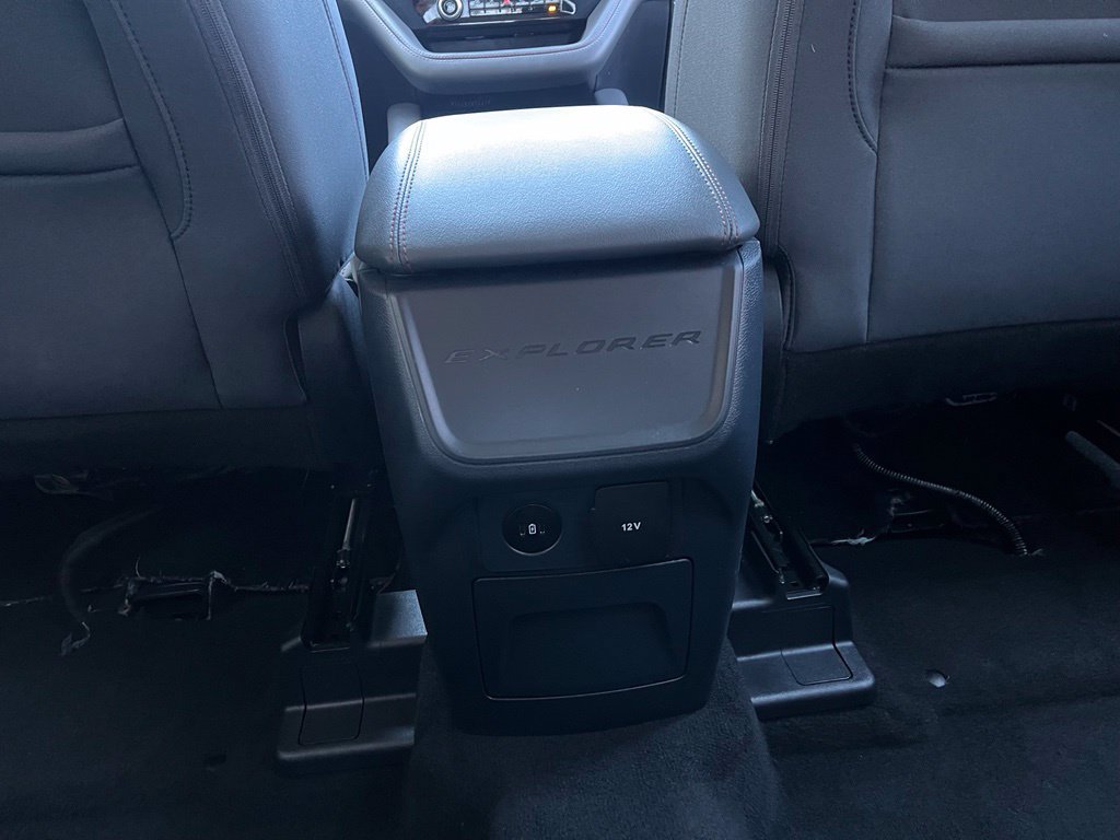 Certified 2025 Ford Explorer Active AWD/4WD image 15