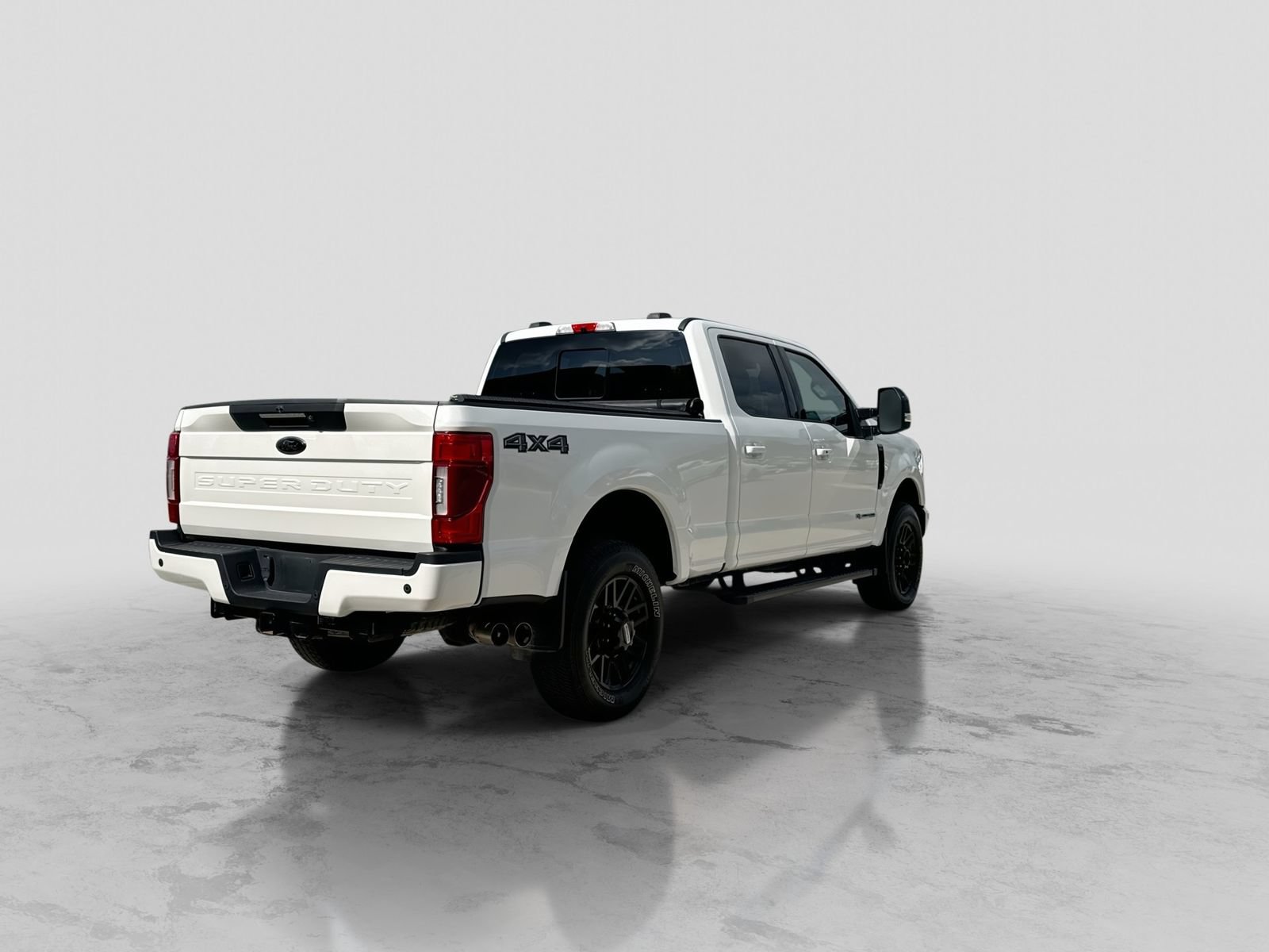 Certified 2022 Ford F350 Lariat w/ Black Appearance Package AWD/4WD image 8