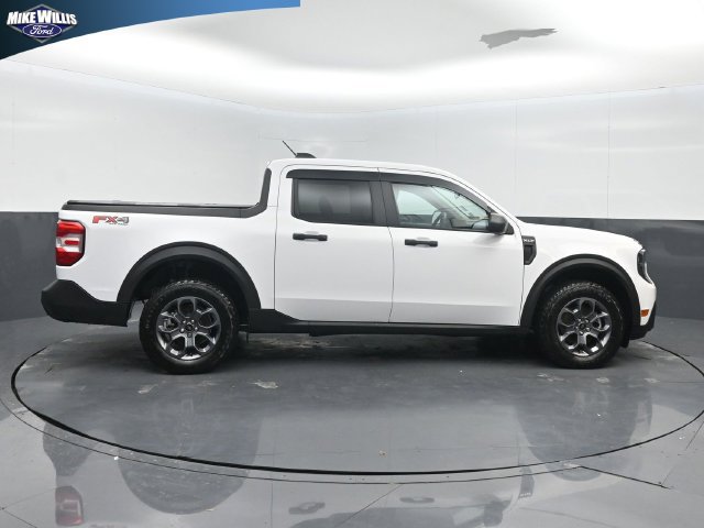 Certified 2025 Ford Maverick XLT w/ Equipment Group 302A AWD/4WD image 8