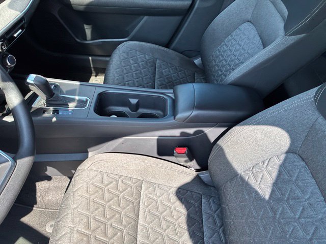 Used 2025 Nissan Kicks SV w/ SV Premium Package FWD image 65
