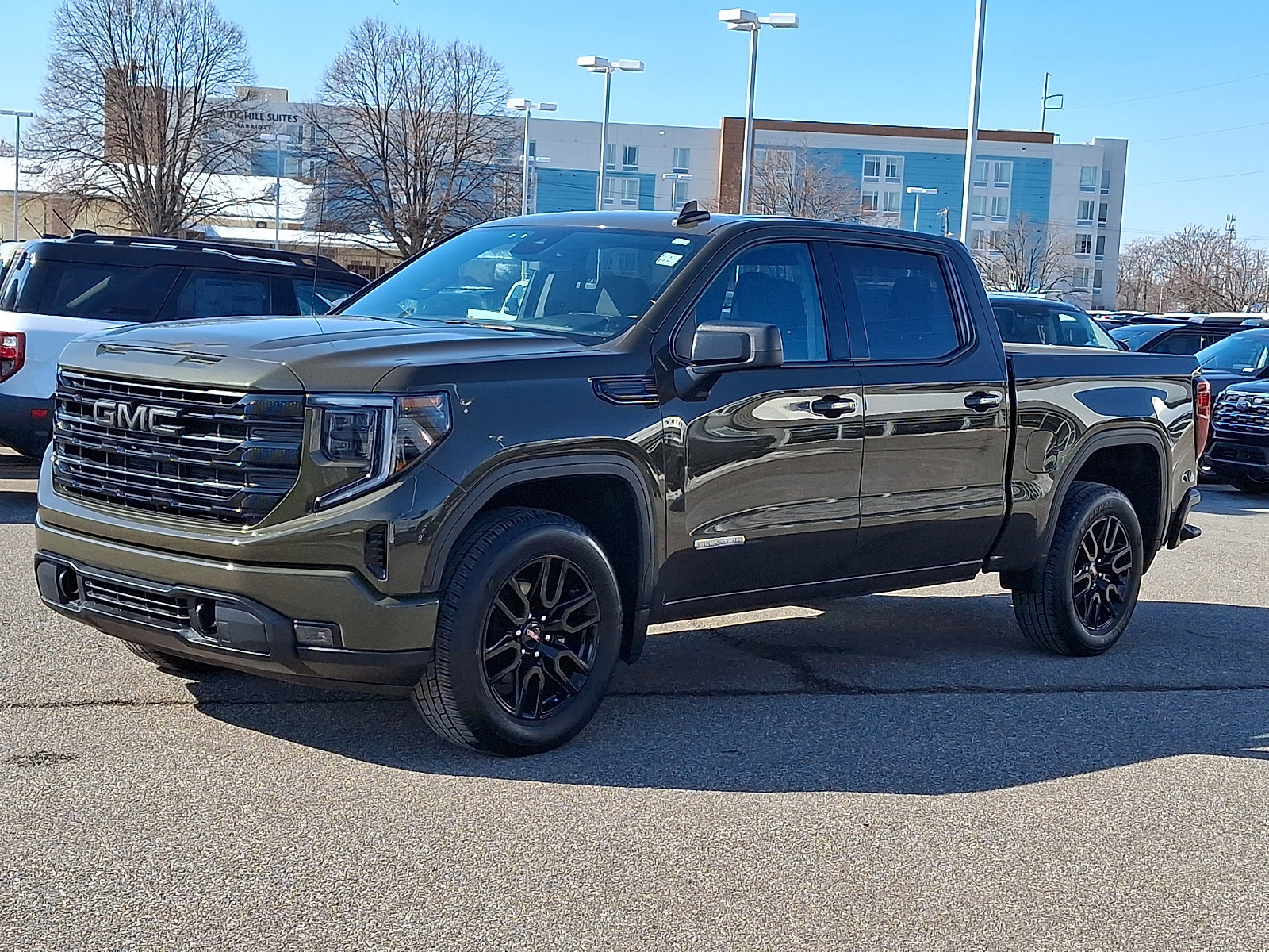 Used 2023 GMC Sierra 1500 Elevation image 2