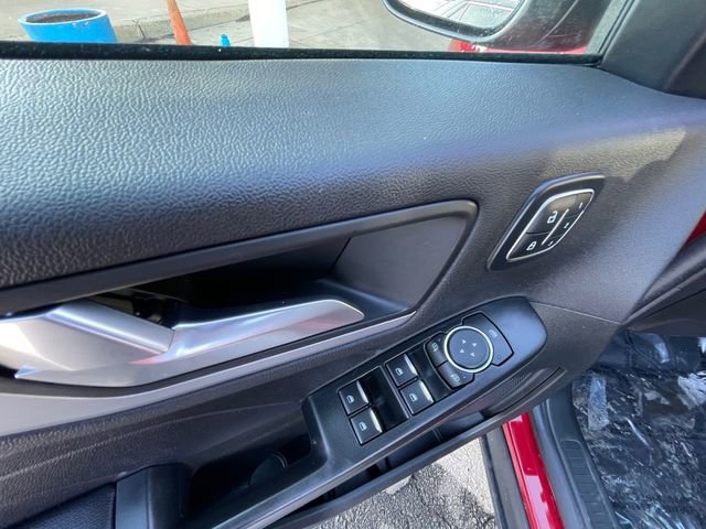 Certified 2025 Ford Escape SE w/ PHEV Premium Package image 11