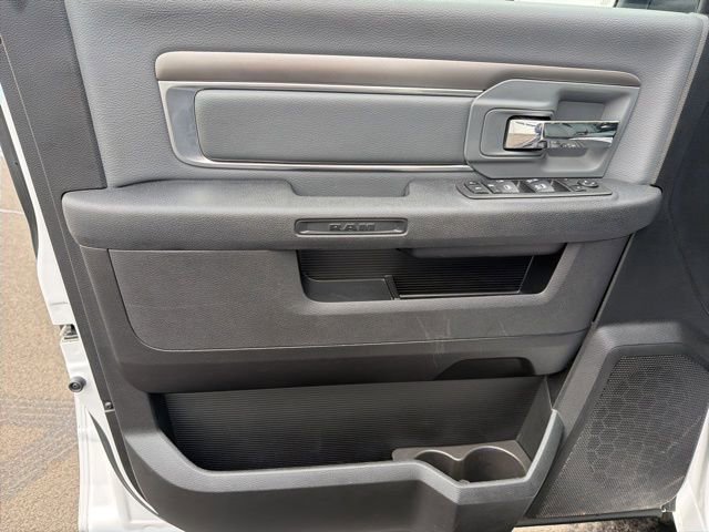 Used 2024 RAM 1500 Classic SLT image 21