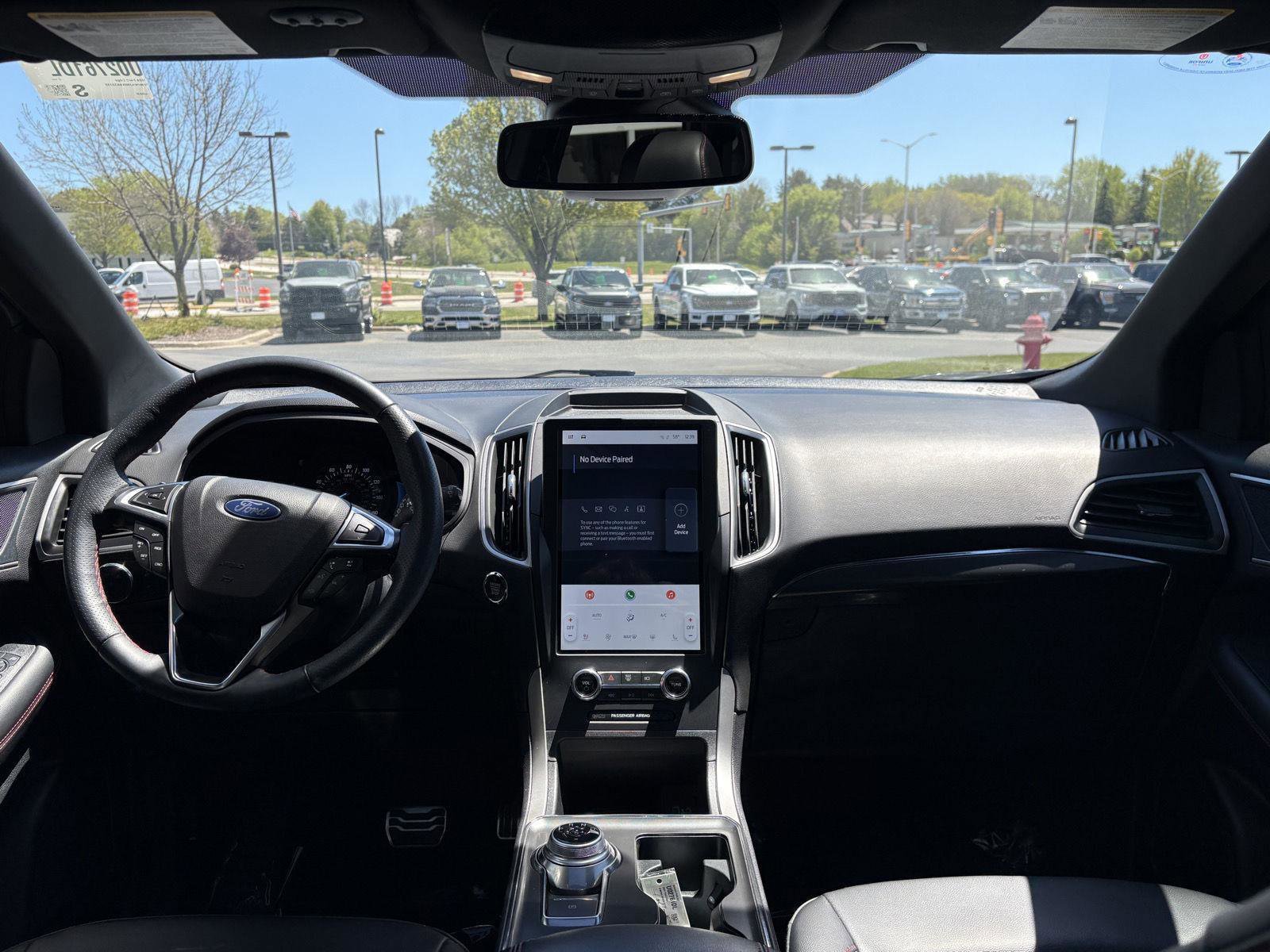 Certified 2024 Ford Edge ST-Line w/ Class II Trailer Tow Package AWD/4WD image 8