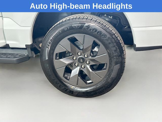Certified 2024 Ford F150 Lightning Lariat image 33