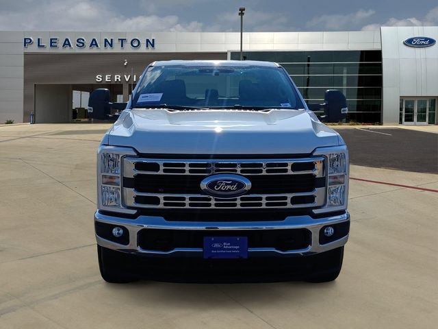 Certified 2025 Ford F250 XLT w/ FX4 Off-Road Package AWD/4WD image 8