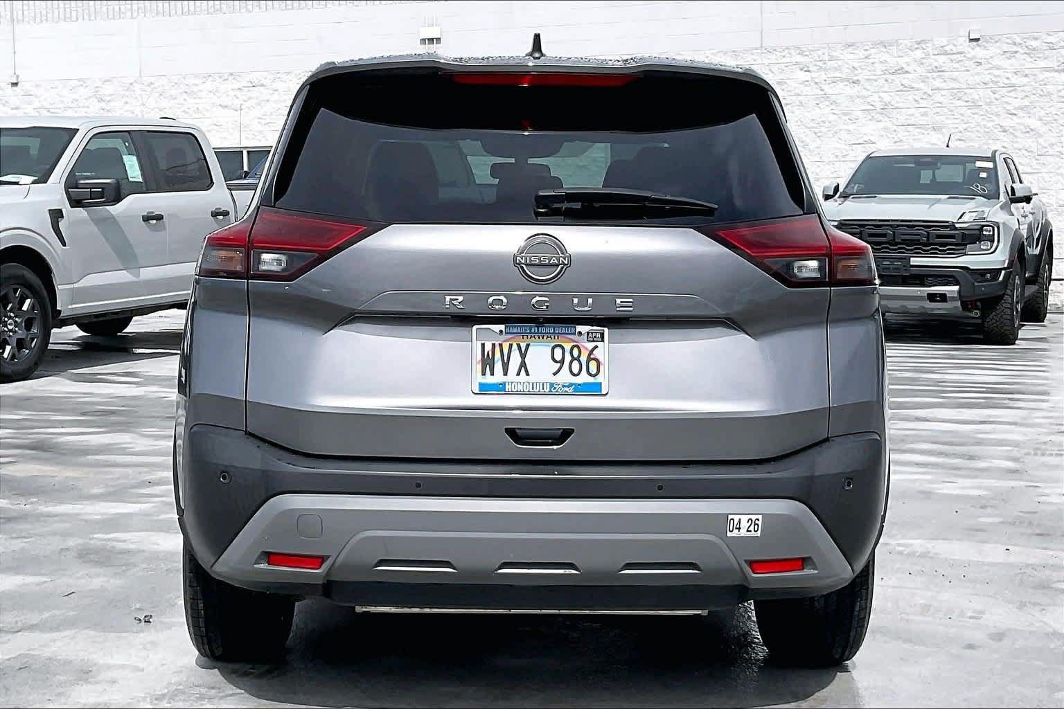 Used 2023 Nissan Rogue S FWD image 5