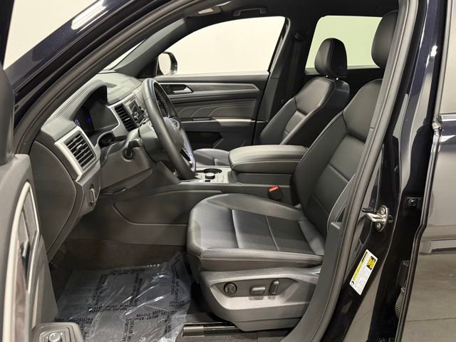 Used 2023 Volkswagen Atlas Cross Sport SE AWD/4WD image 14