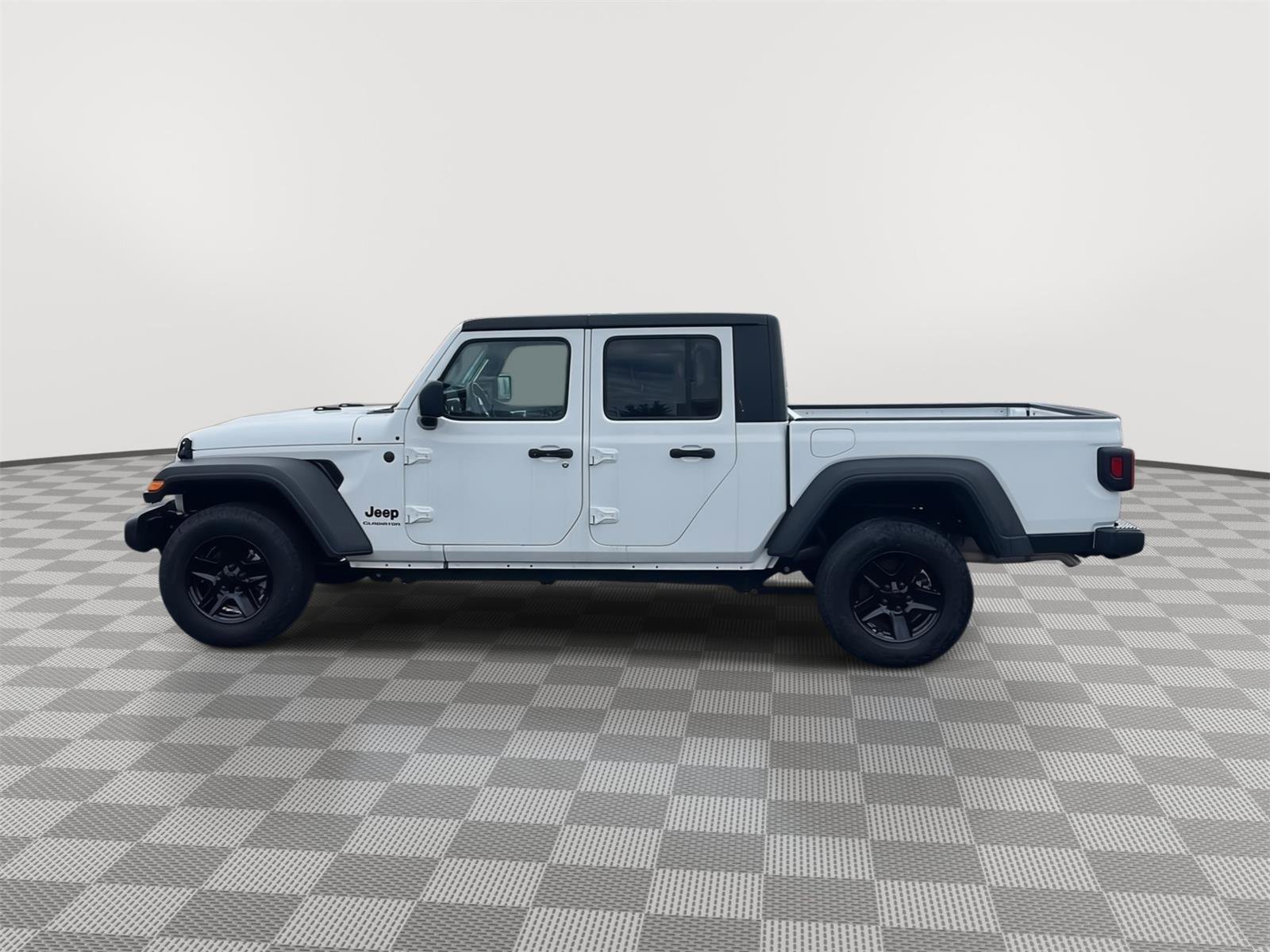 Used 2023 Jeep Gladiator Sport image 2