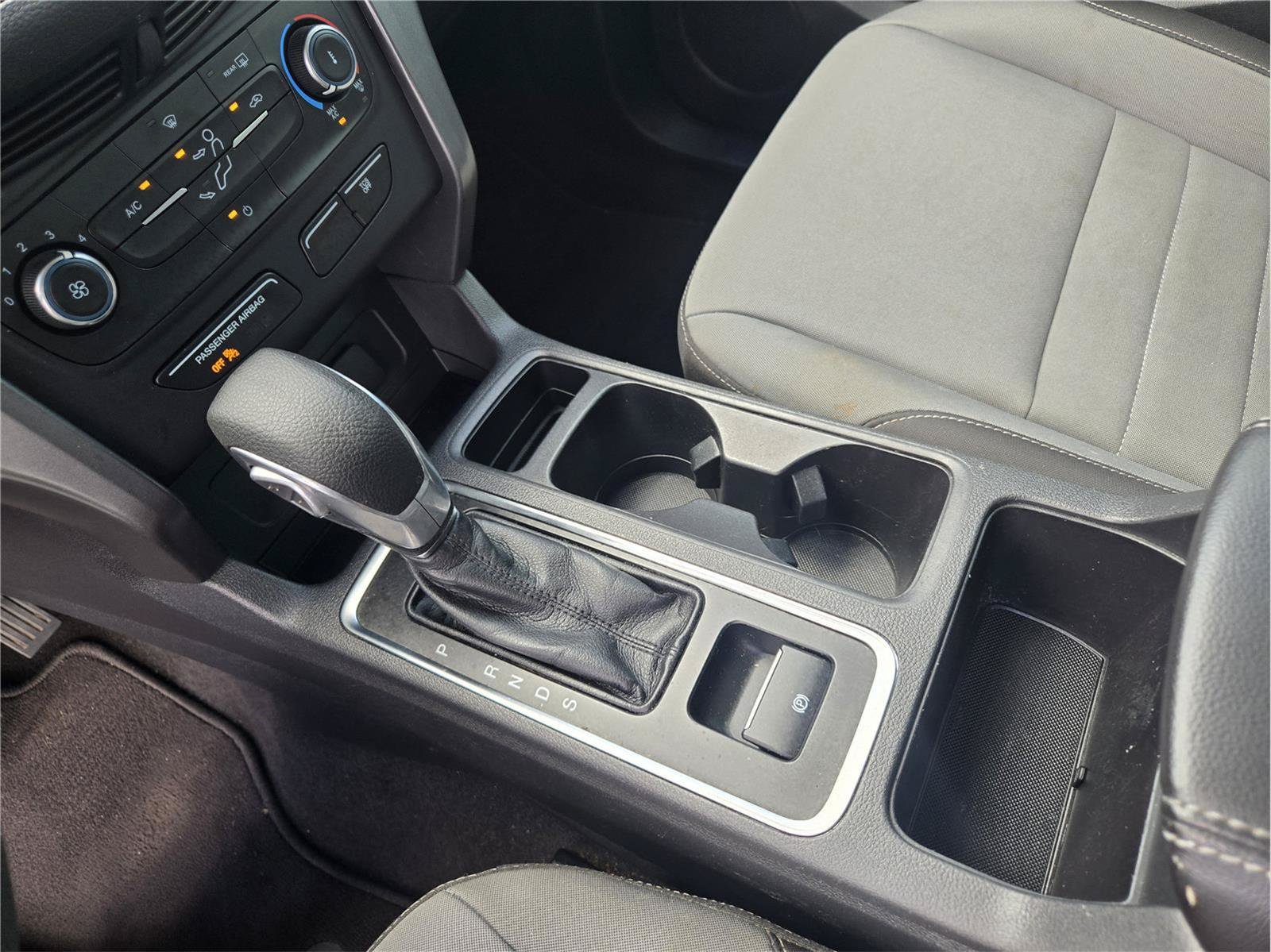 Certified 2019 Ford Escape S FWD image 18