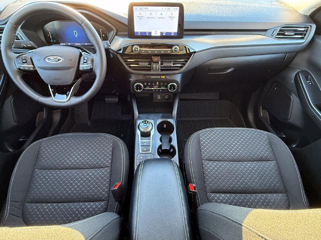 Certified 2023 Ford Escape Active AWD/4WD image 25