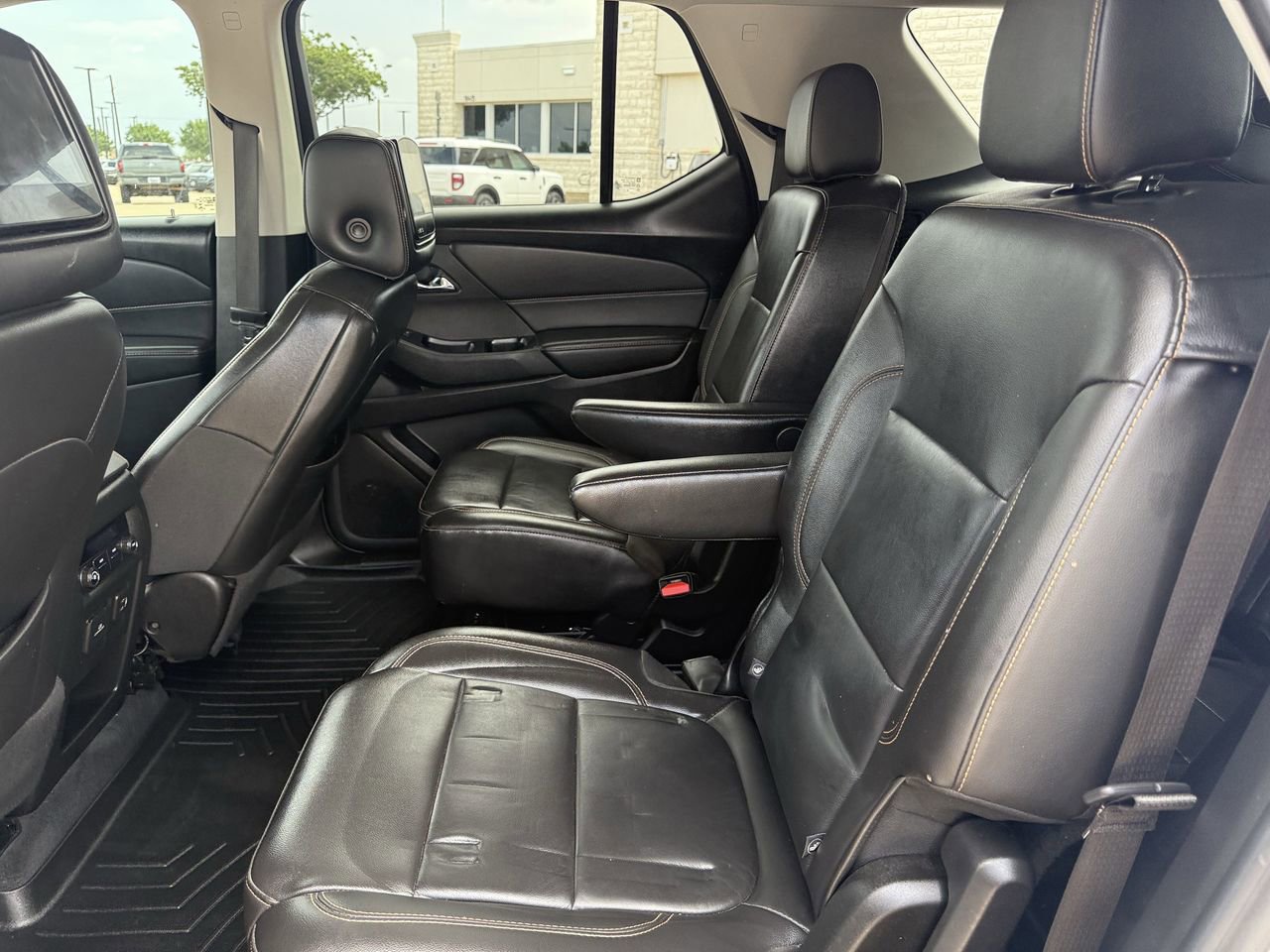 Used 2021 Chevrolet Traverse RS image 27
