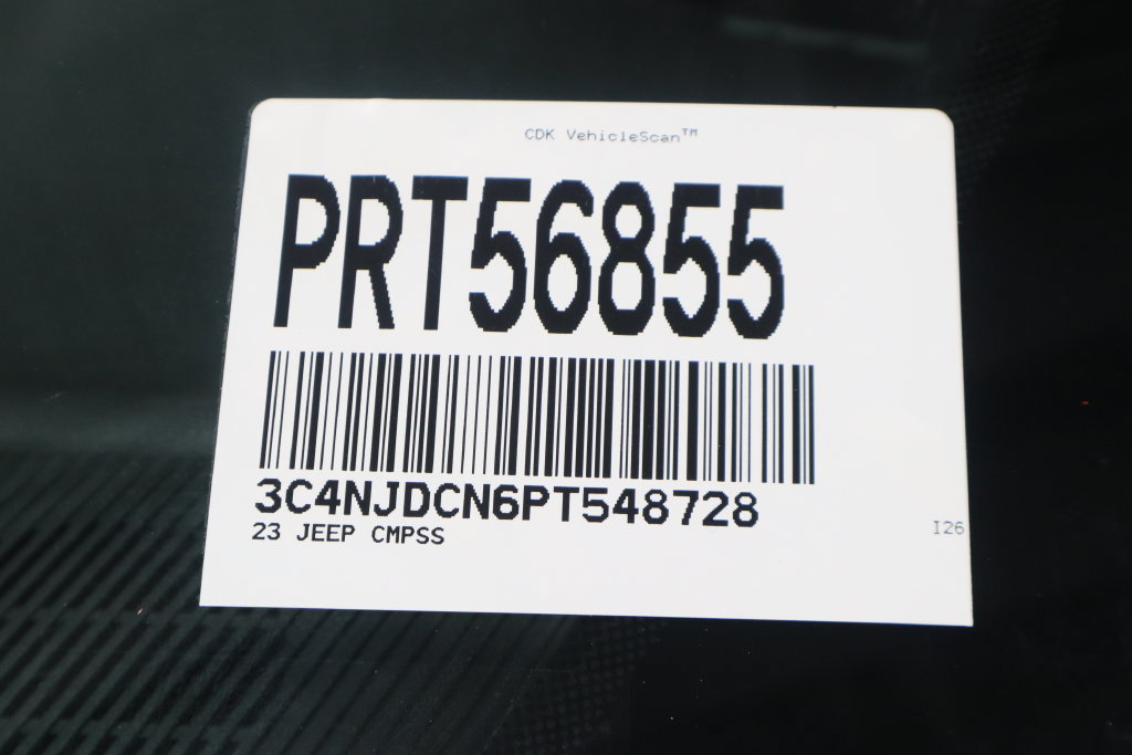 Used 2023 Jeep Compass Limited w/ Mopar Graphics Package AWD/4WD image 35