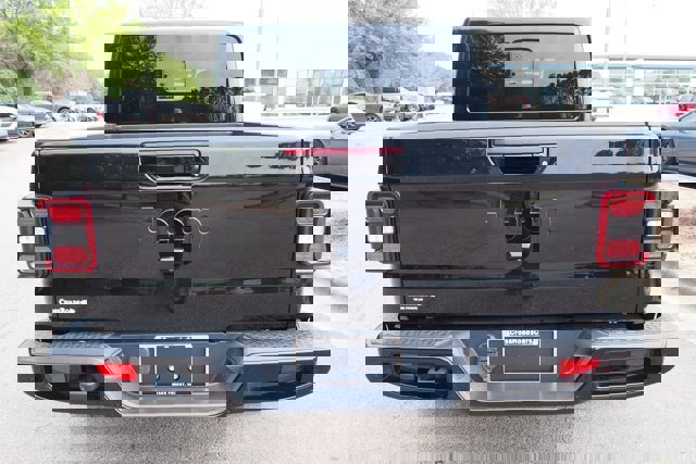 Used 2021 Jeep Gladiator Overland image 4