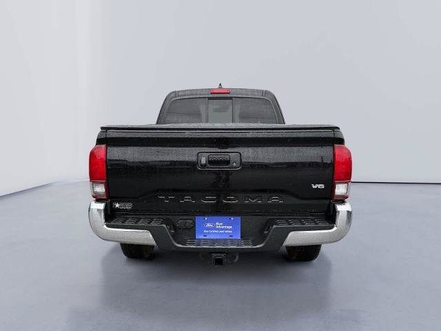 Used 2022 Toyota Tacoma SR5 RWD image 4