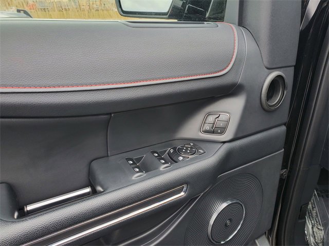 Certified 2023 Ford Expedition Limited image 12