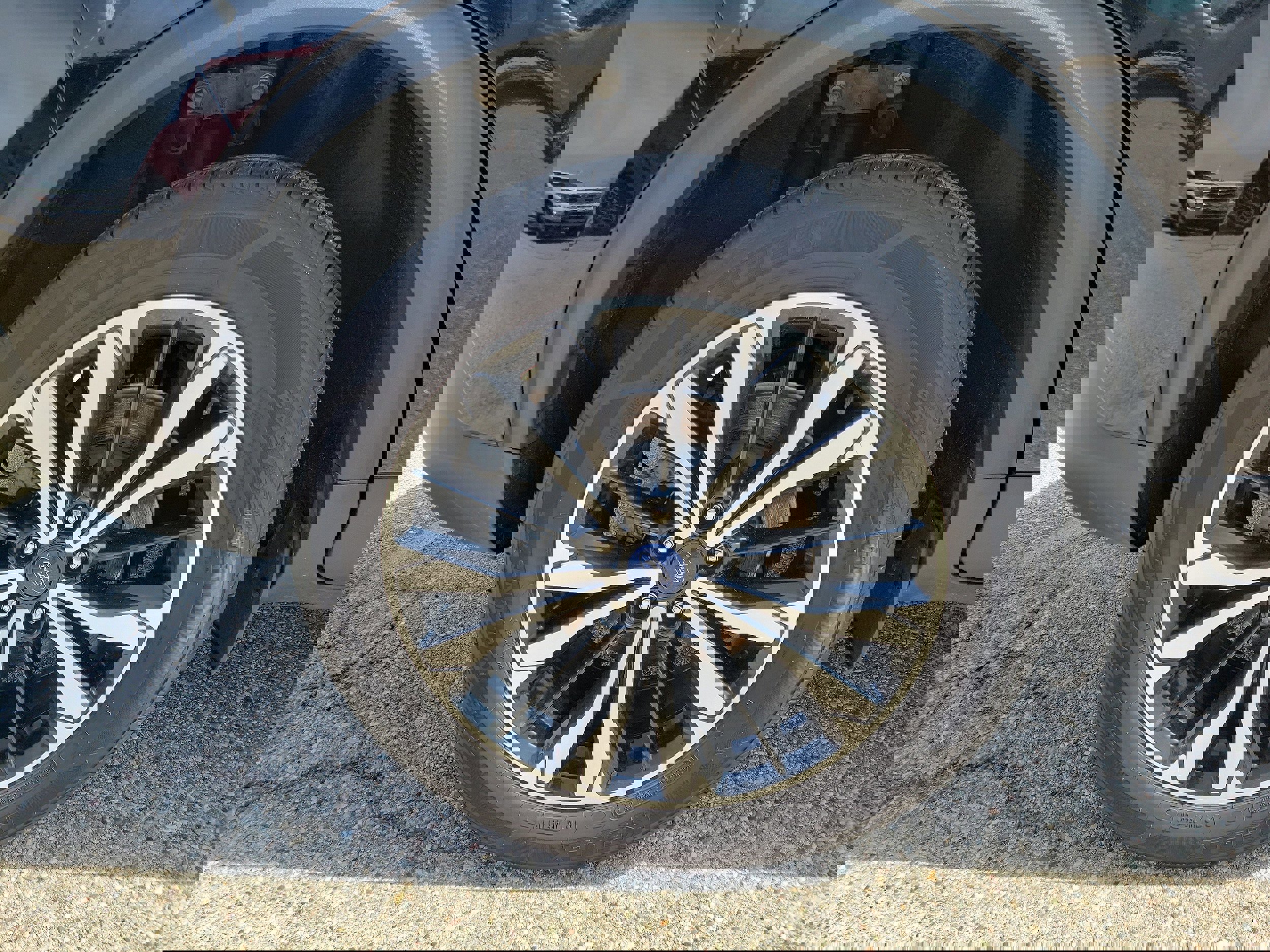 Certified 2022 Ford Escape SE w/ SE Sport Appearance Package AWD/4WD image 7