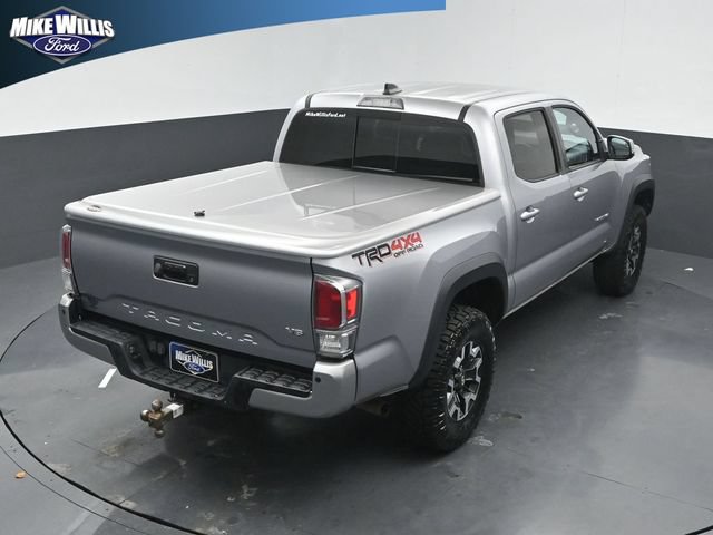 Used 2020 Toyota Tacoma TRD Off-Road w/ Technology Package AWD/4WD image 15