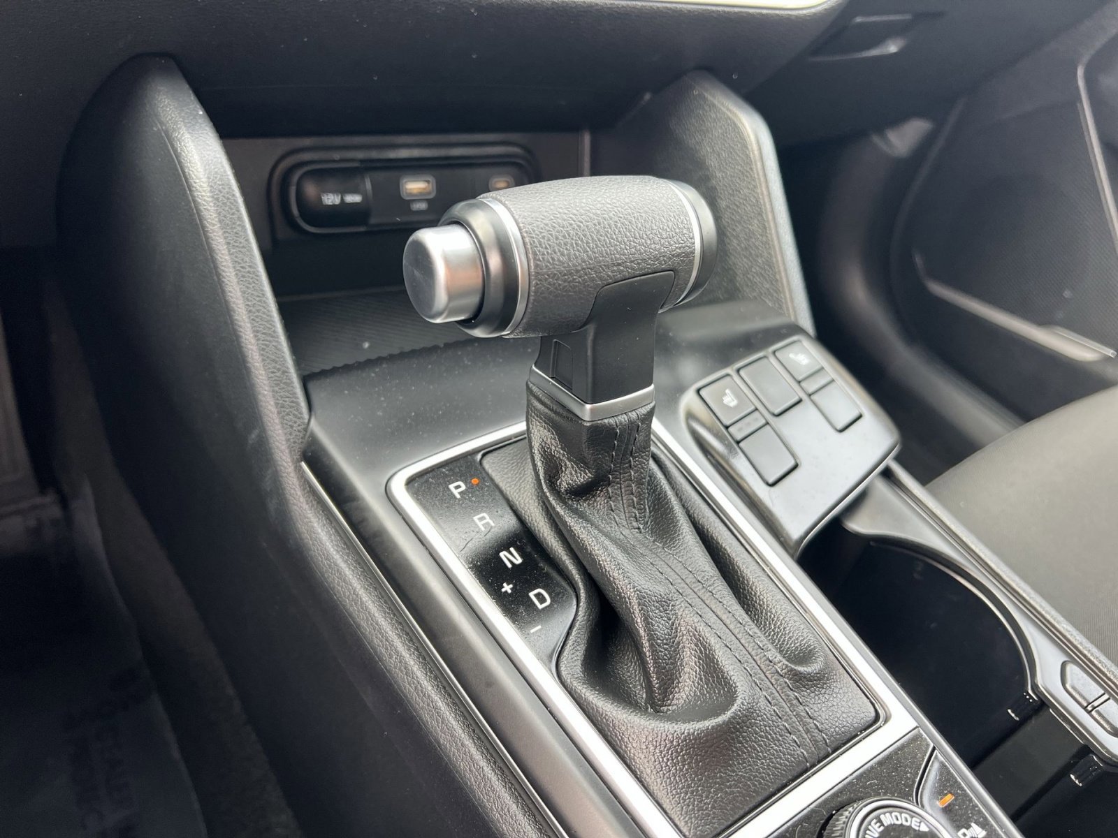 Used 2024 Kia Sportage LX image 21