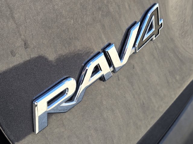 Used 2024 Toyota RAV4 LE FWD image 12